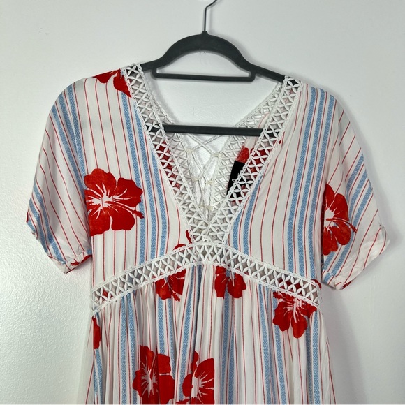 LULUS Pretty Mama Hibiscus Floral Tropical Short Sleeve Dress Womens M - Picture 11 of 12